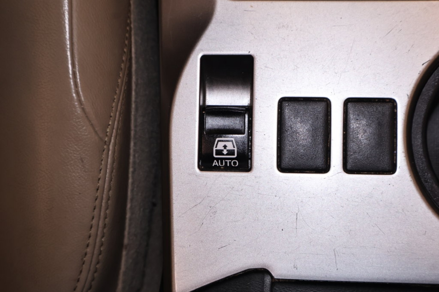 2015 Toyota 4Runner Limited - Photo 34