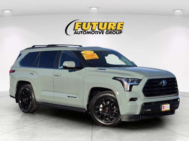 2024 Toyota Sequoia SR5