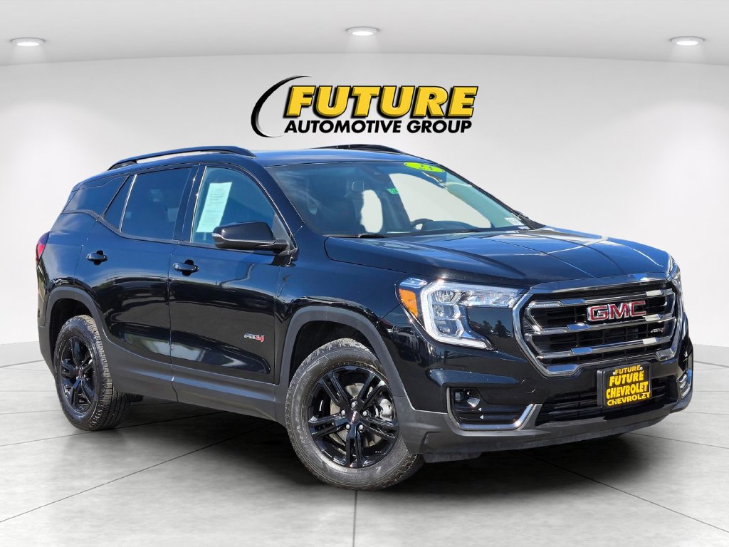2023 GMC Terrain AT4