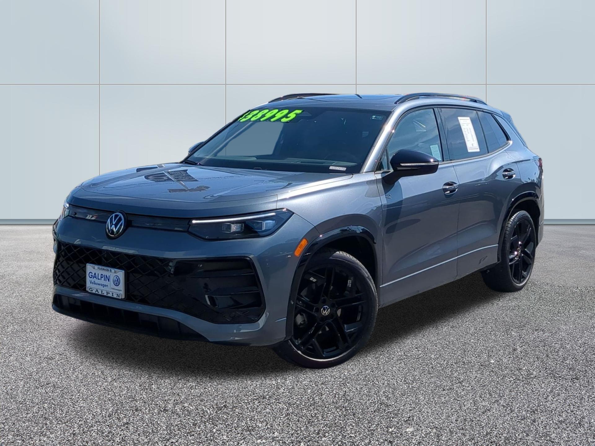 Used 2026 Volkswagen Tiguan SE R-Line Black