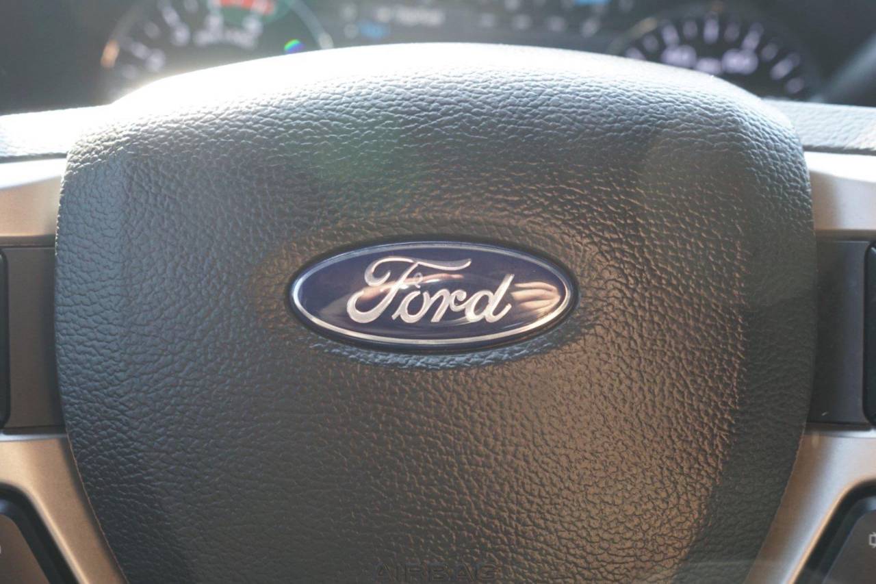 Used 2022 Ford Super Duty F-350 LARIAT, photo 13
