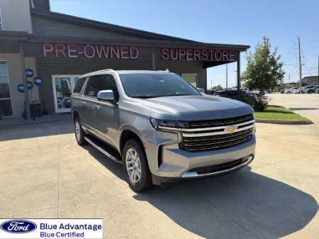 2023 Chevrolet Suburban LT