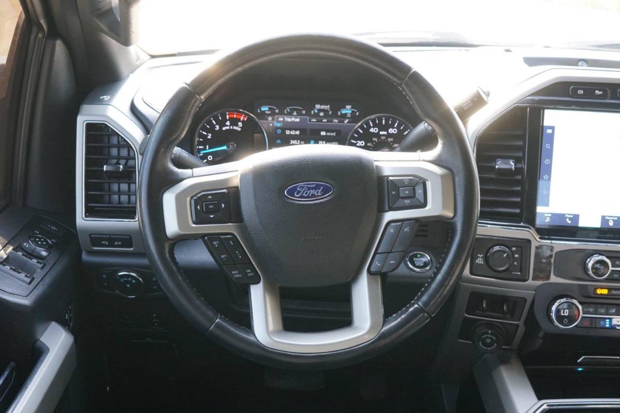 Used 2022 Ford Super Duty F-350 LARIAT, photo 24
