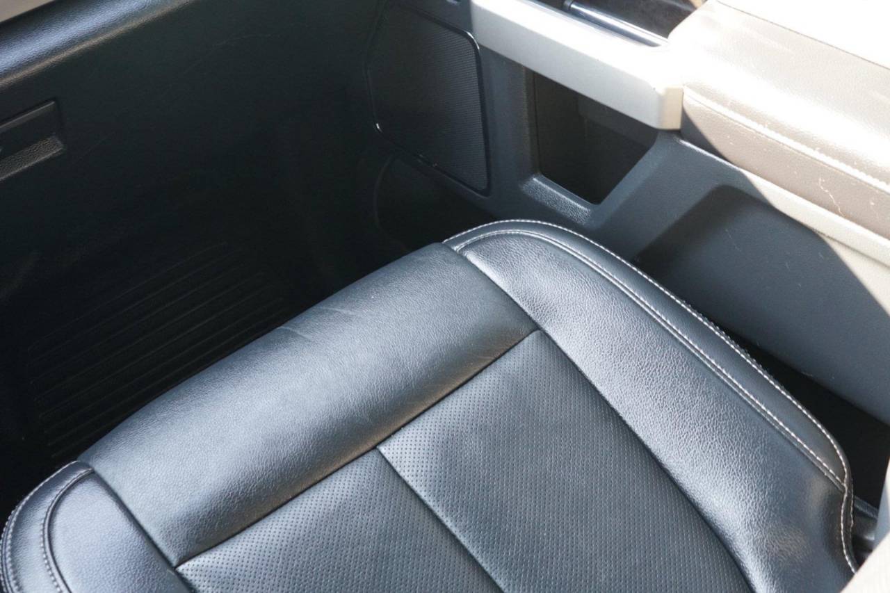Used 2022 Ford Super Duty F-350 LARIAT, photo 25