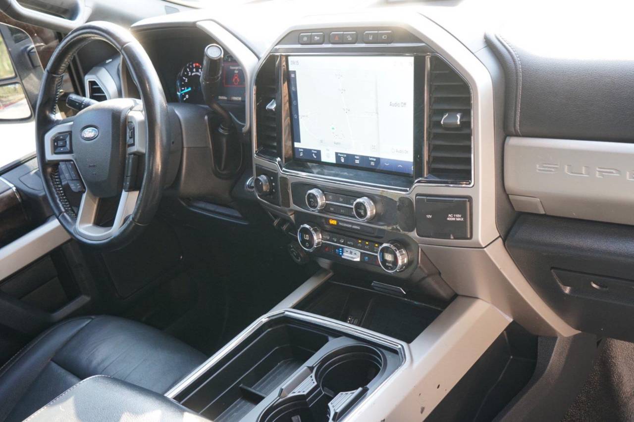 Used 2022 Ford Super Duty F-350 LARIAT, photo 26