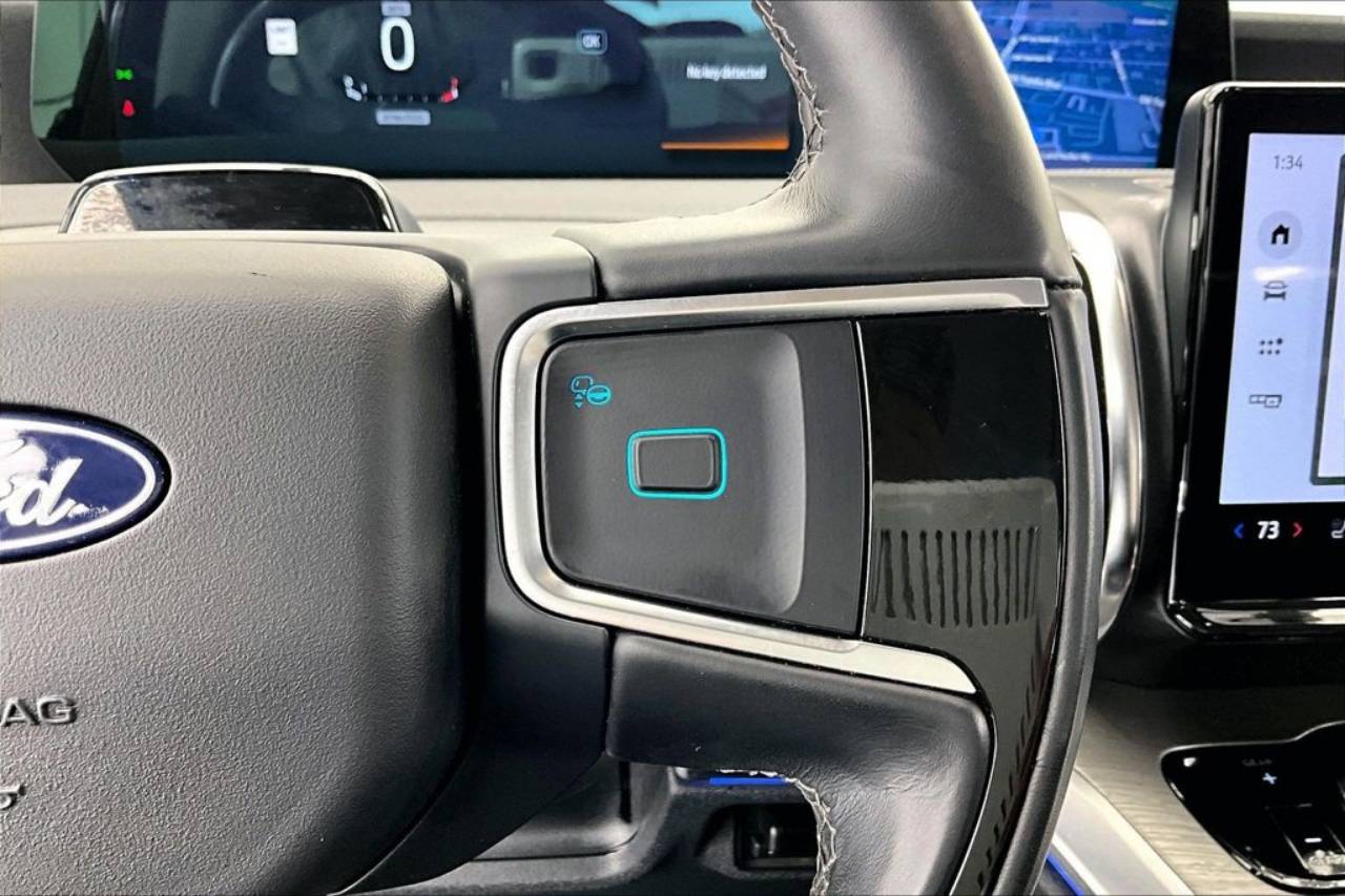 2025 Ford Expedition Platinum - Photo 19