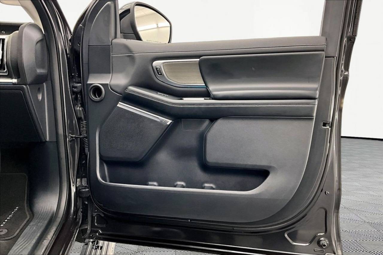 2025 Ford Expedition Platinum - Photo 24