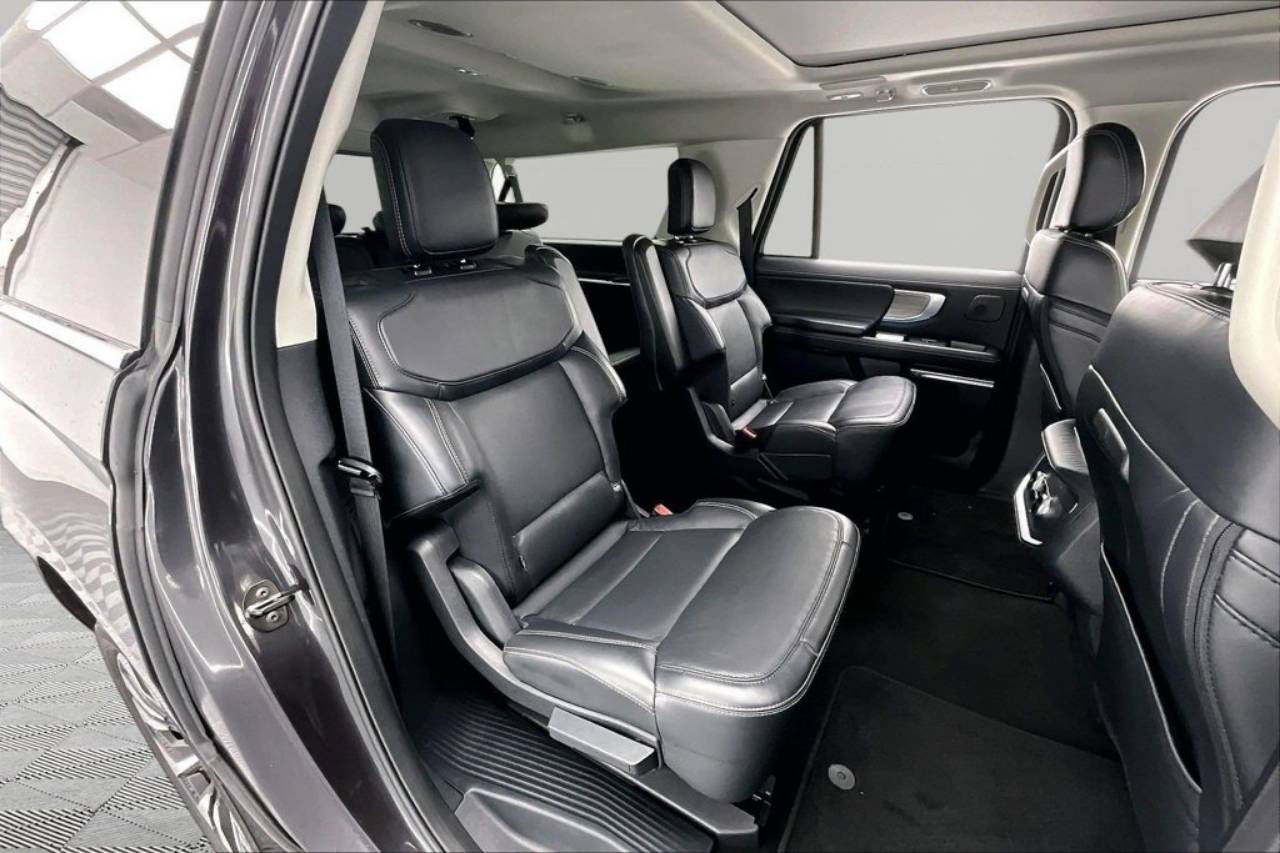 2025 Ford Expedition Platinum - Photo 27