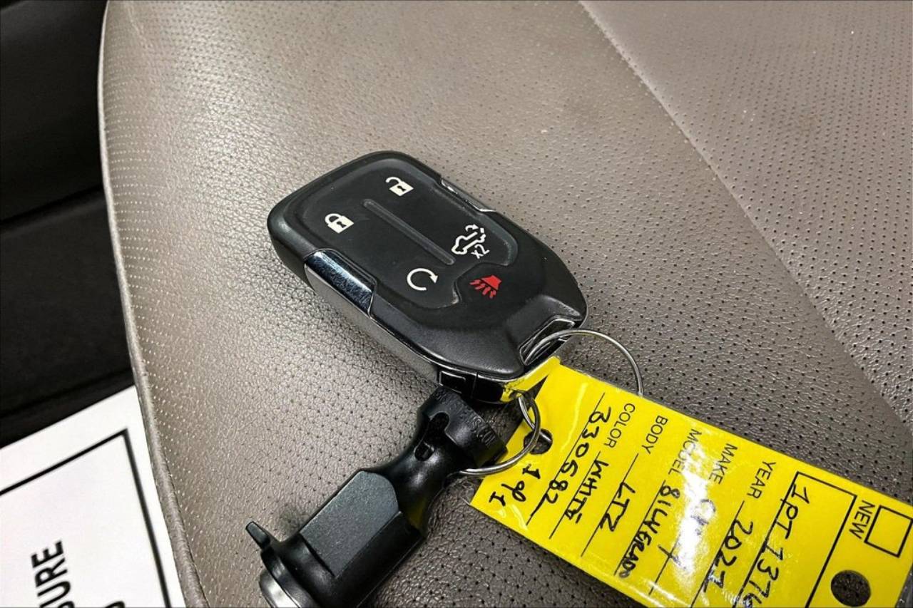 2021 Chevrolet Silverado 1500 LTZ - Photo 11