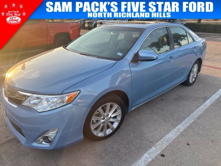 2012 Toyota Camry Hybrid XLE