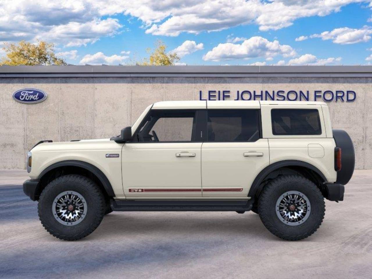 New 2026 Ford Bronco Outer Banks, photo 3