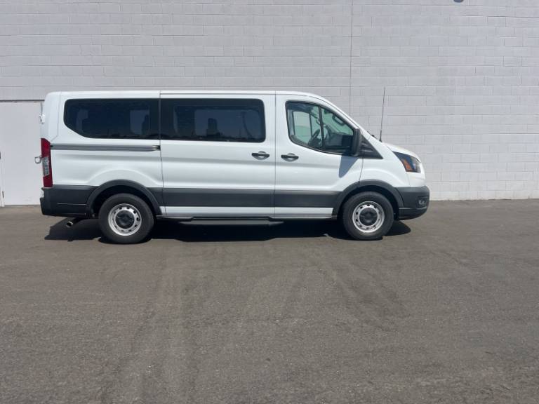 2021 Ford Transit-150 XL
