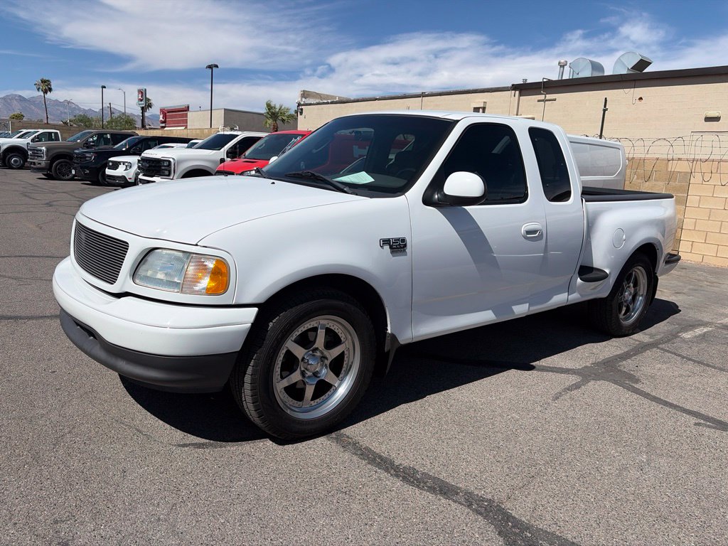 2002 Ford F-150 XLT