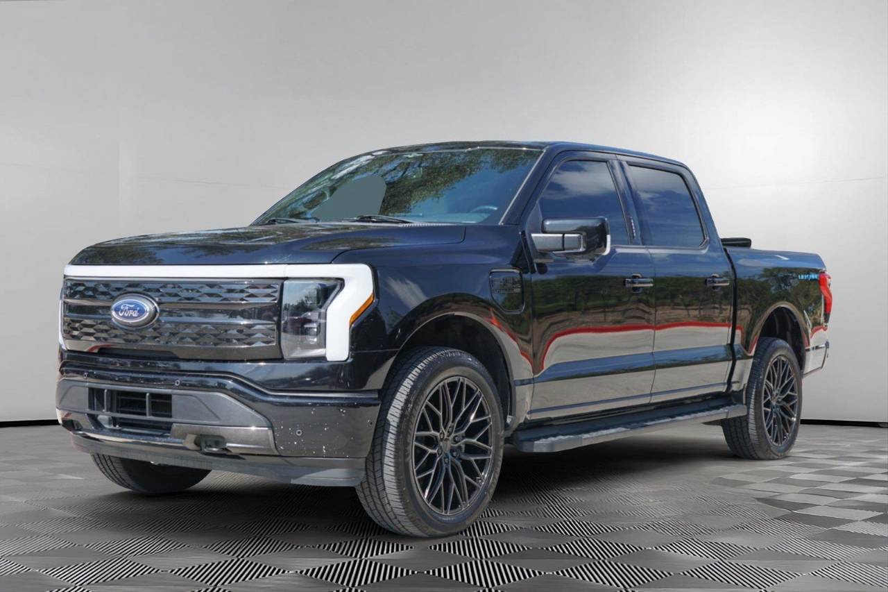Certified Used 2023 Ford F-150 Lightning Platinum, photo 8
