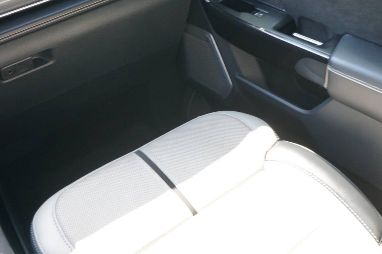Certified Used 2023 Ford F-150 Lightning Platinum, photo 27