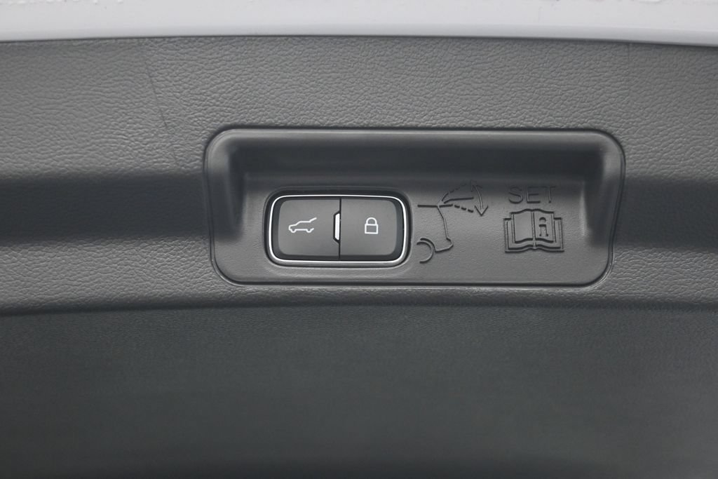 2026 Ford Explorer Active - Photo 9