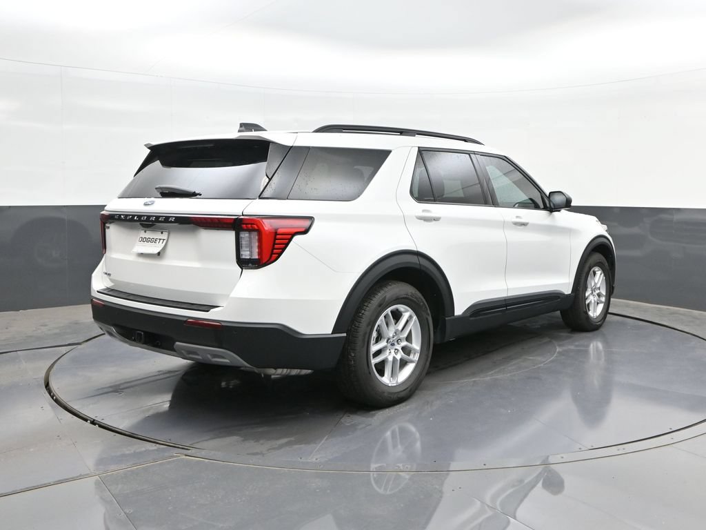 2026 Ford Explorer Active - Photo 11