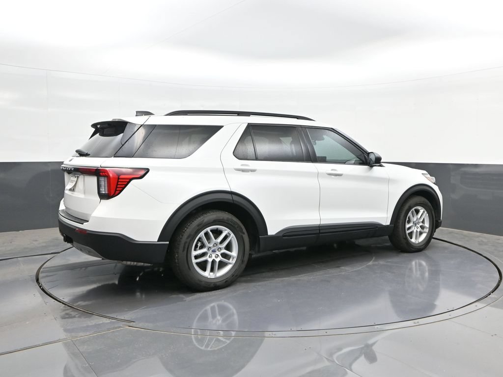 2026 Ford Explorer Active - Photo 15