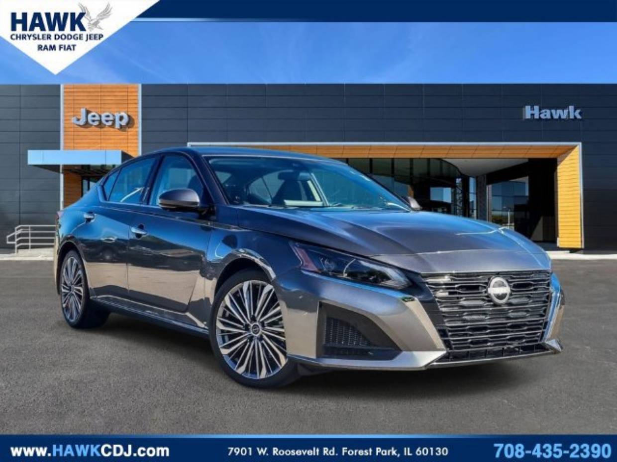 2025 Nissan Altima