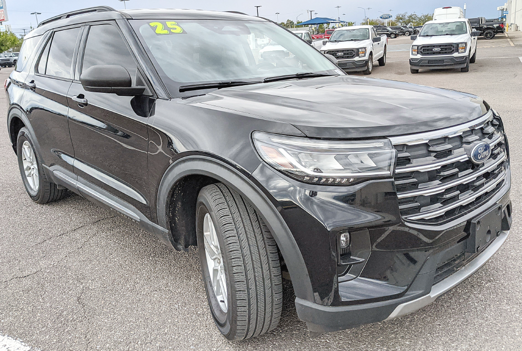 2025 Ford Explorer