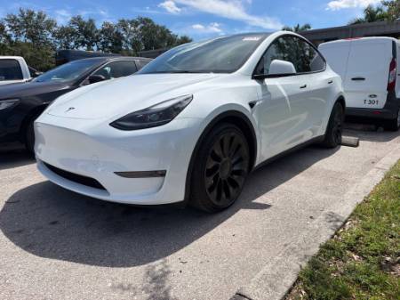 2024 Tesla Model Y Performance