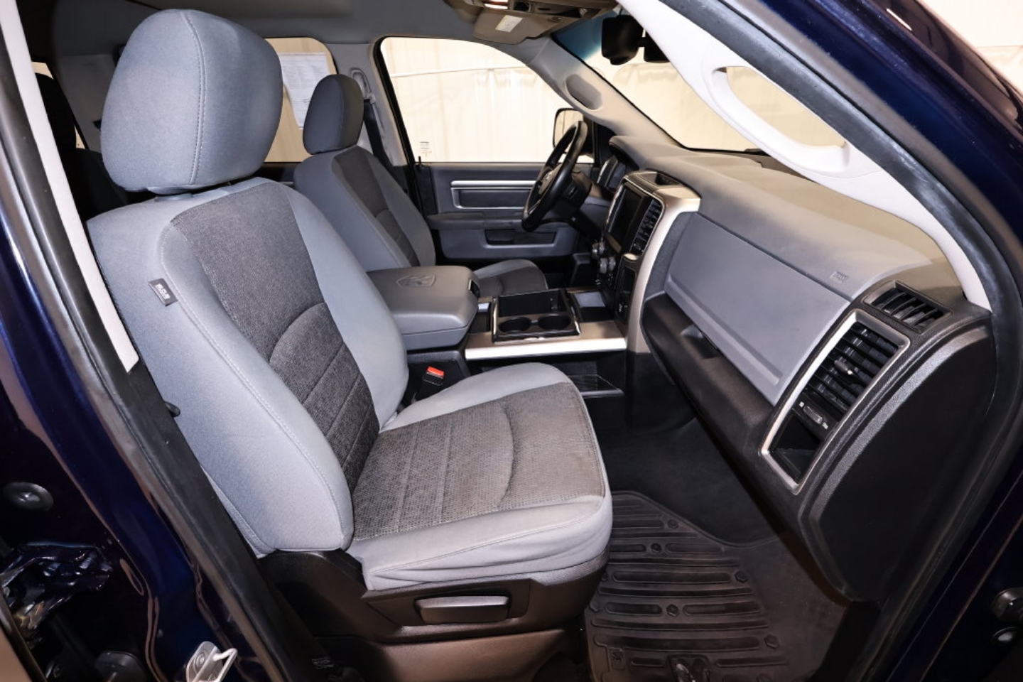 2013 RAM Ram 1500 Pickup Outdoorsman - Photo 19