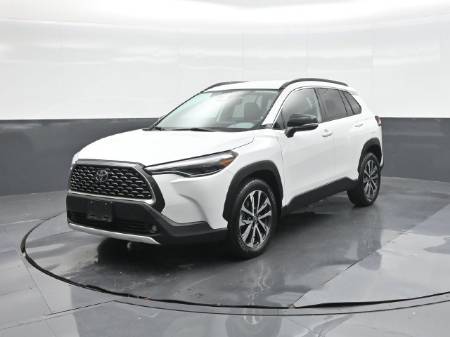 2025 Toyota Corolla Cross XLE