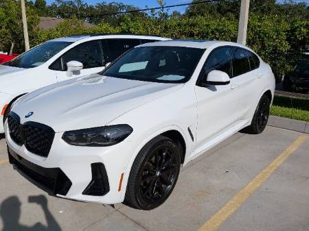 2025 BMW X4 xDrive30i