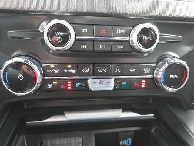 2025 Ford F-250 Super Duty Platinum - Photo 21