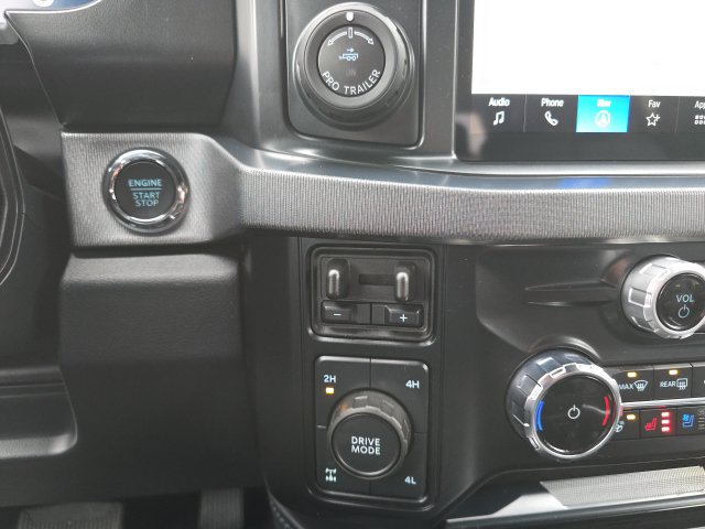 2025 Ford F-250 Super Duty Platinum - Photo 23