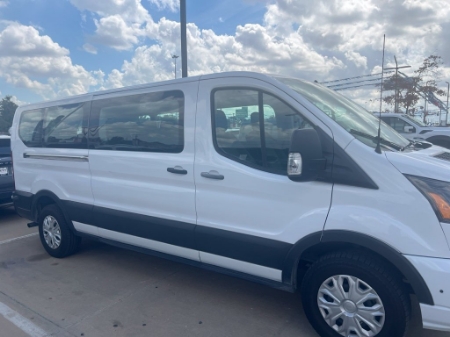 2024 Ford Transit Passenger Wagon XLT
