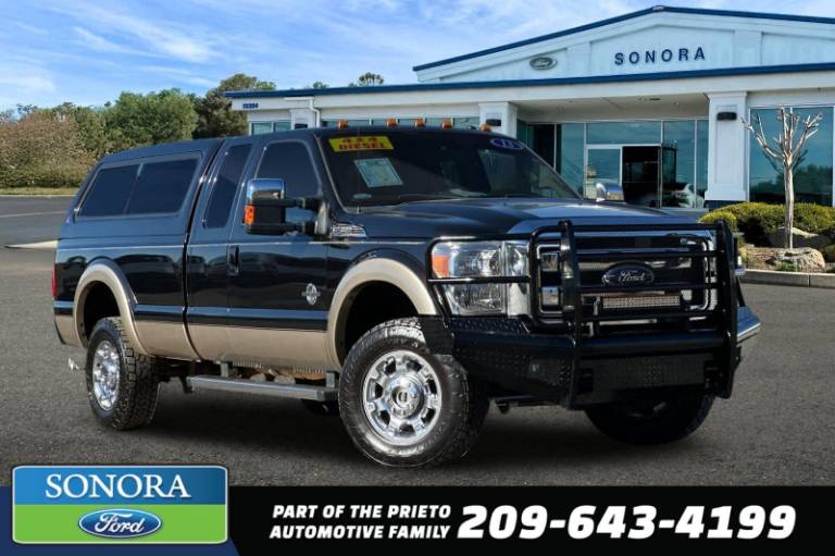 2013 Ford Super Duty F-350 SRW Pickup LARIAT