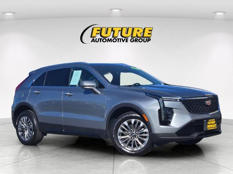 2025 Cadillac XT4 Premium Luxury