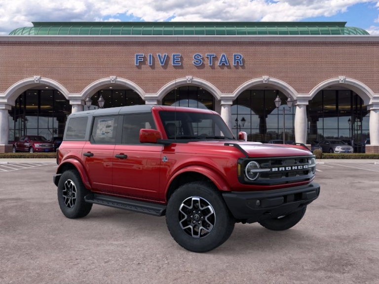 2026 Ford Bronco Outer Banks