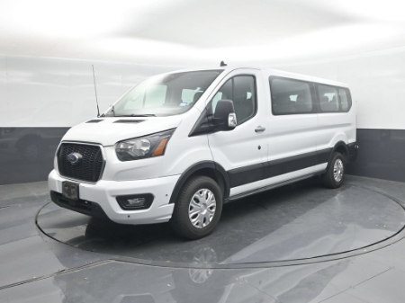 2024 Ford Transit Passenger Wagon XLT