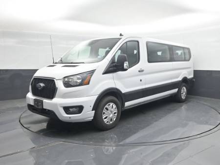 2024 Ford Transit Passenger Wagon XLT
