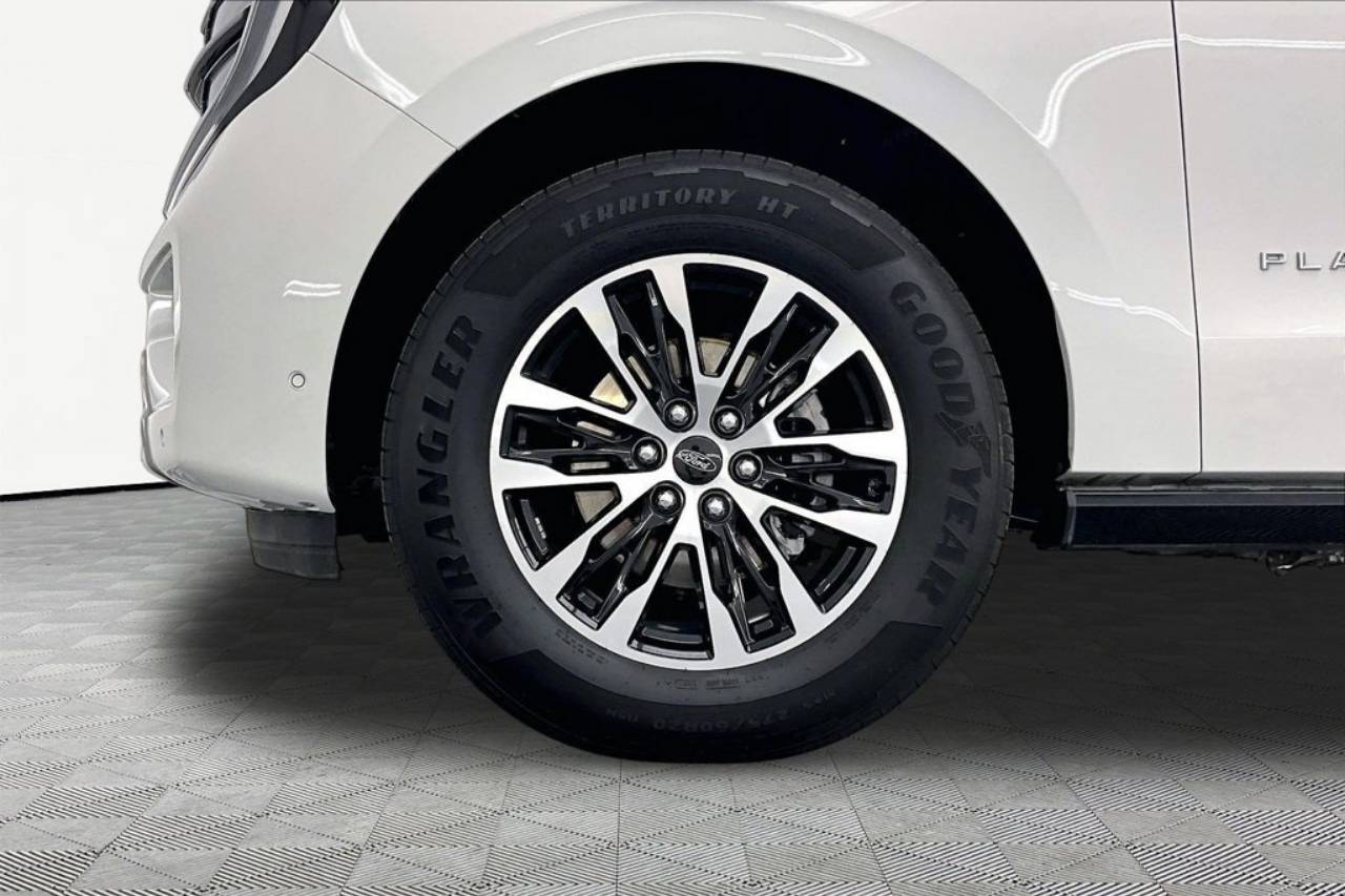2025 Ford Expedition Platinum - Photo 9