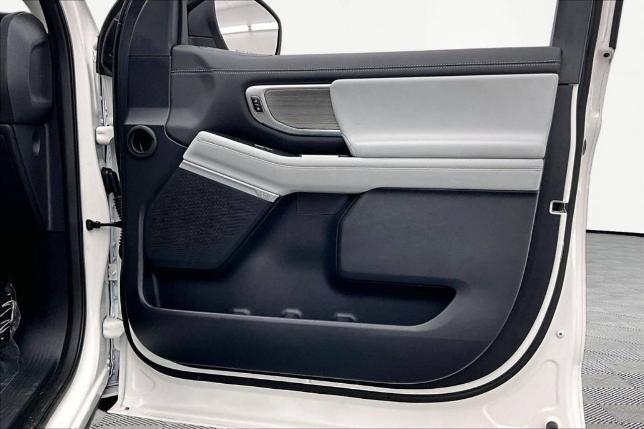 2025 Ford Expedition Platinum - Photo 24