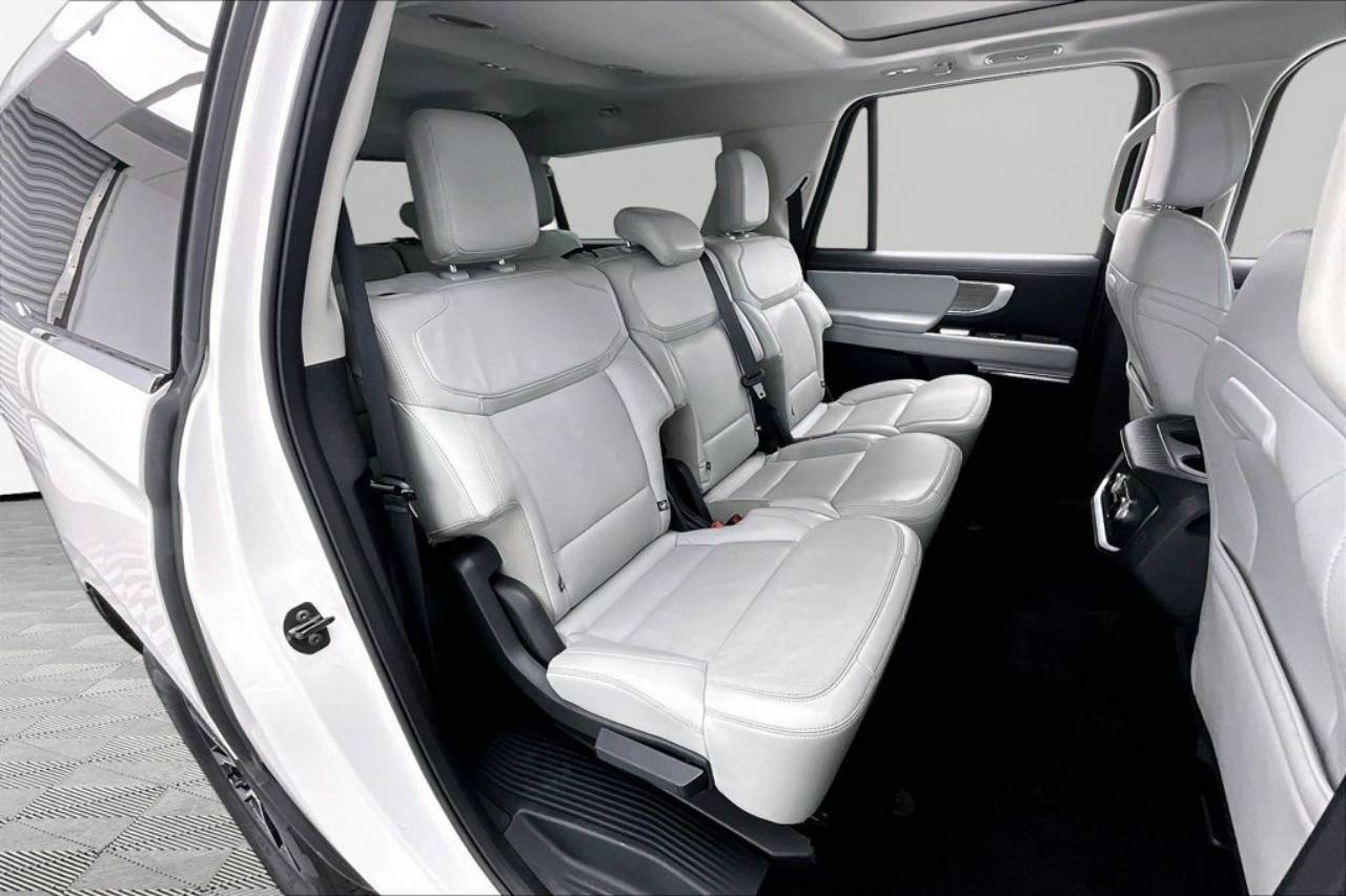 2025 Ford Expedition Platinum - Photo 27