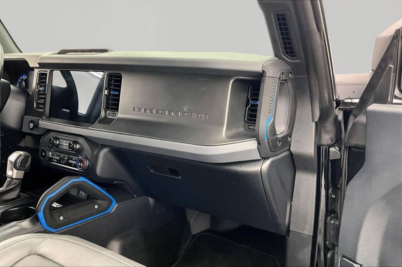 2024 Ford Bronco 4-Door Black Diamond - Photo 17