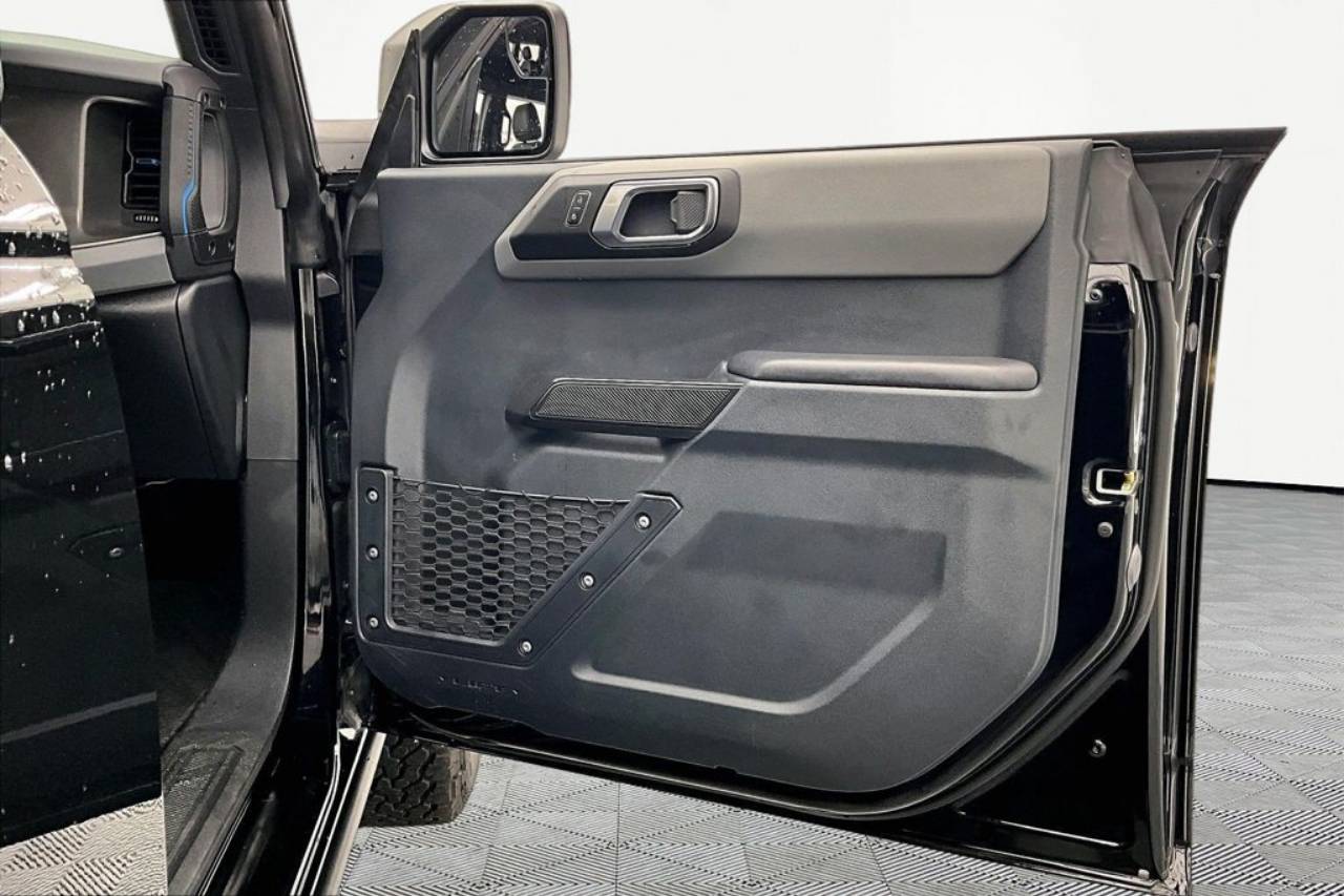 2024 Ford Bronco 4-Door Black Diamond - Photo 24