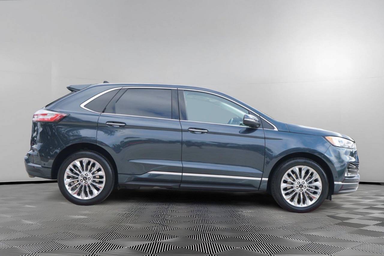 Certified Used 2024 Ford Edge Titanium, photo 4