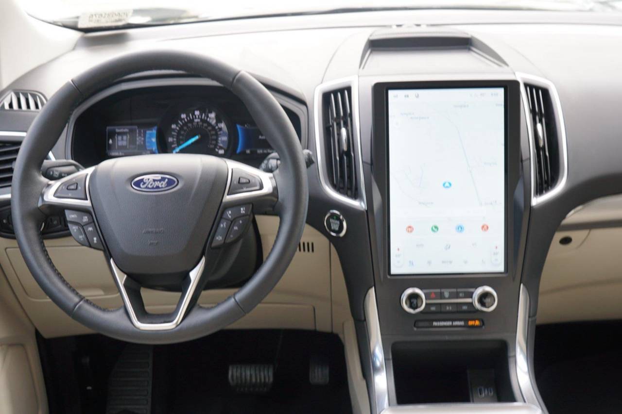 Certified Used 2024 Ford Edge Titanium, photo 25