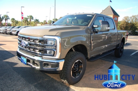2027 Ford Super Duty F-250 Lariat