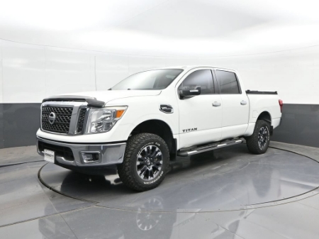 2017 Nissan Titan SV