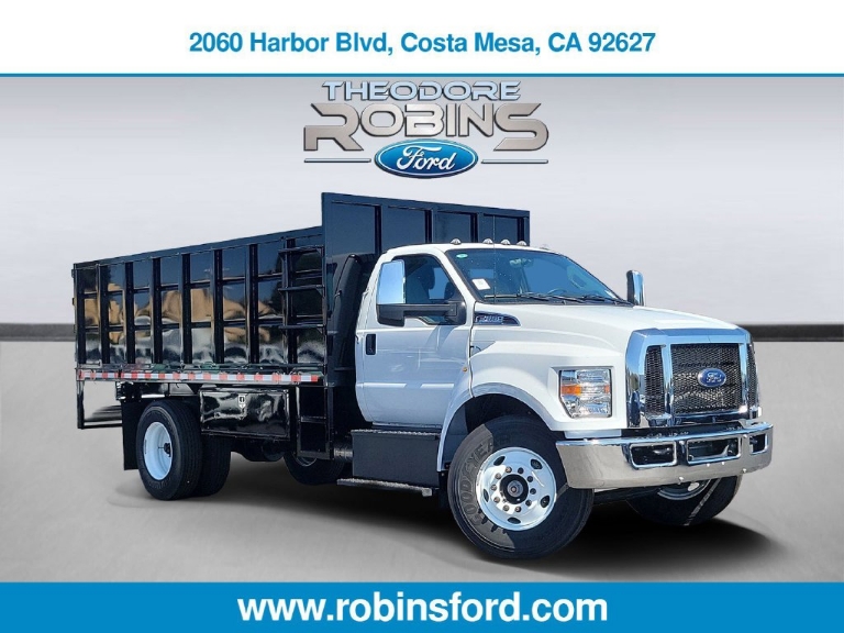 2027 Ford F-650SD Base