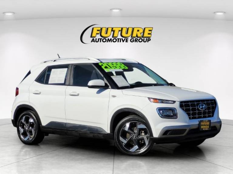 2025 Hyundai Venue SEL