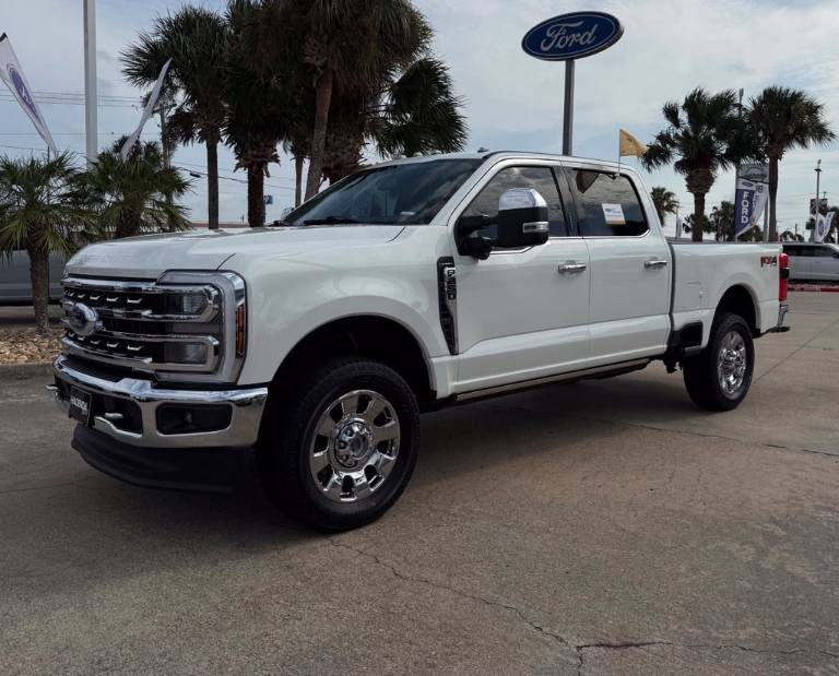 2024 Ford F-250SD LARIAT