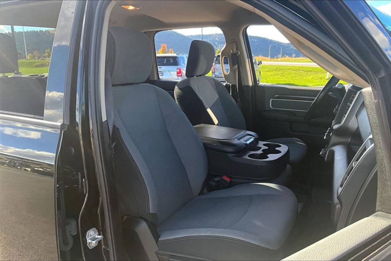 2020 RAM Ram 3500 Pickup Big Horn - Photo 7