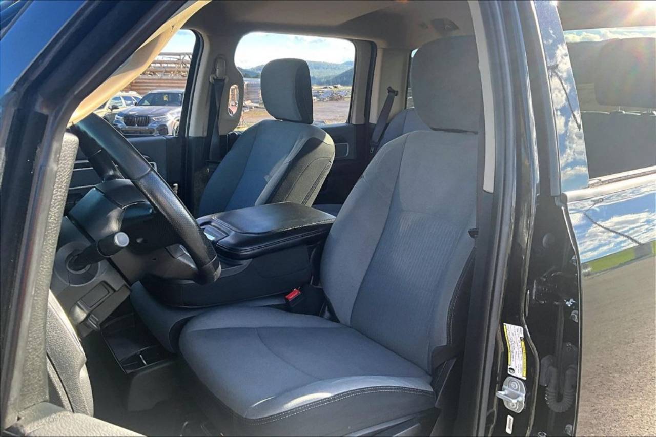 2020 RAM Ram 3500 Pickup Big Horn - Photo 26